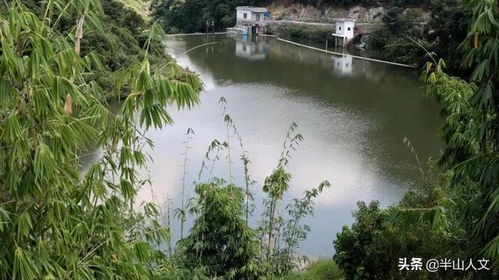 镇内著名漂流项目 国家3A级旅游景区